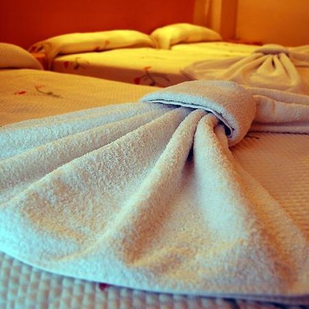 Hostal Stop Cantalejo Ruang foto