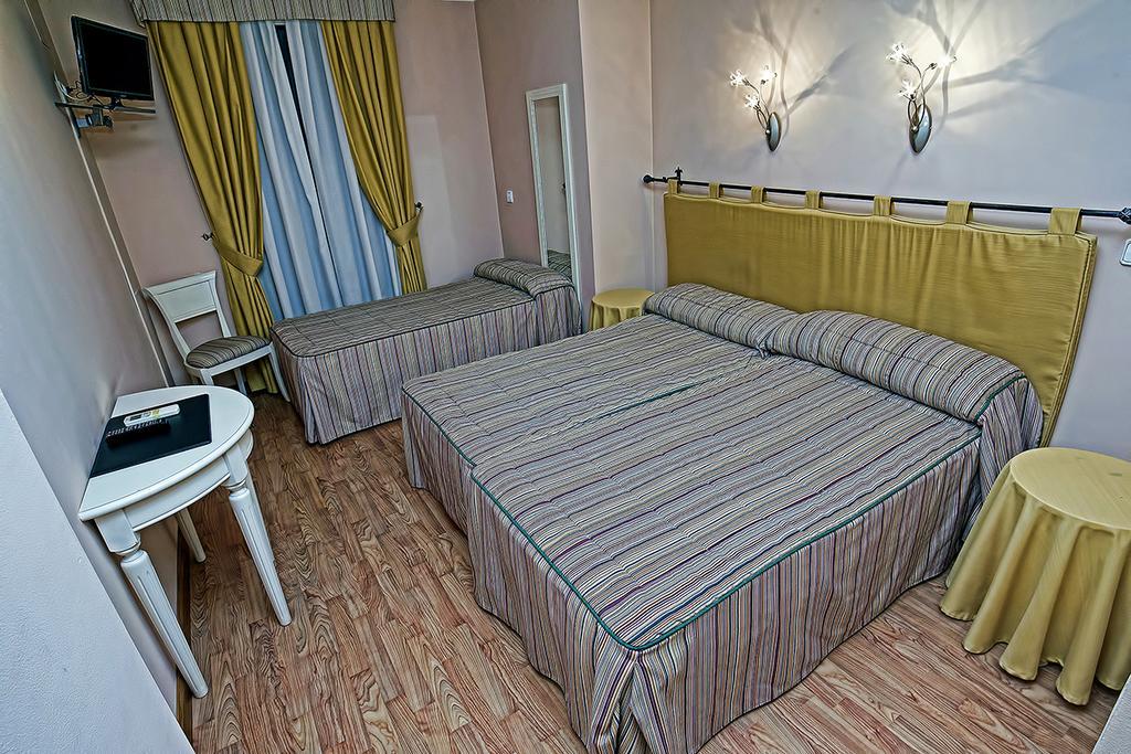 Hostal Stop Cantalejo Ruang foto