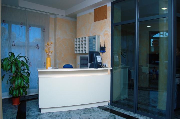 Hostal Stop Cantalejo Bagian luar foto